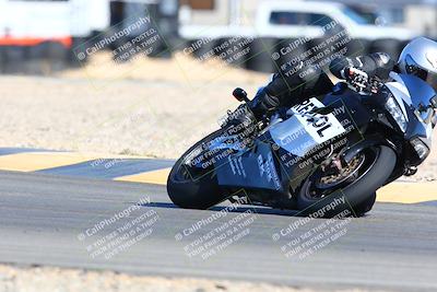 media/Jan-08-2022-SoCal Trackdays (Sat) [[1ec2777125]]/Turn 16 Set 2 (1115am)/